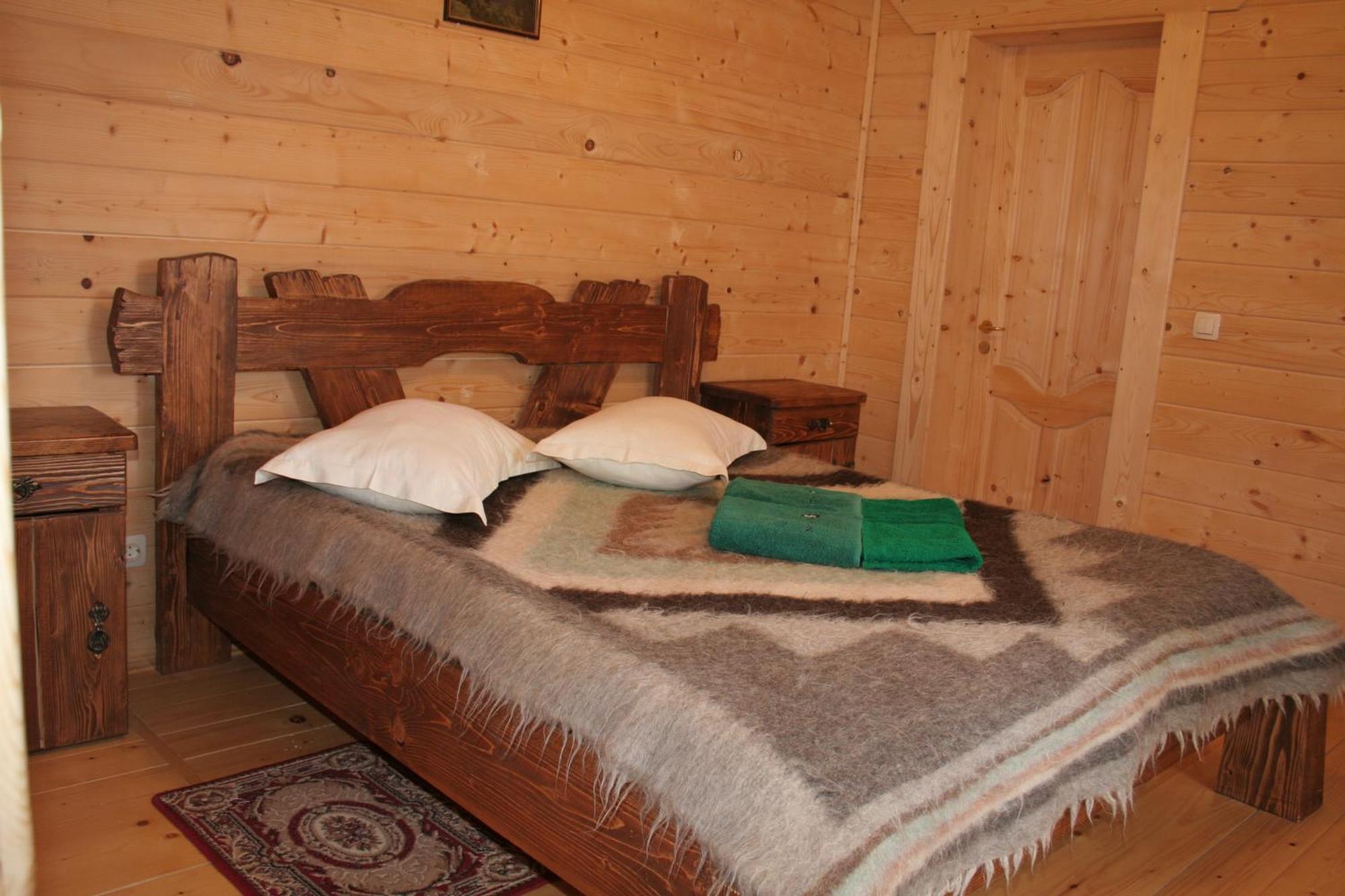On Dovbush Path Hotel Yaremche Exterior foto