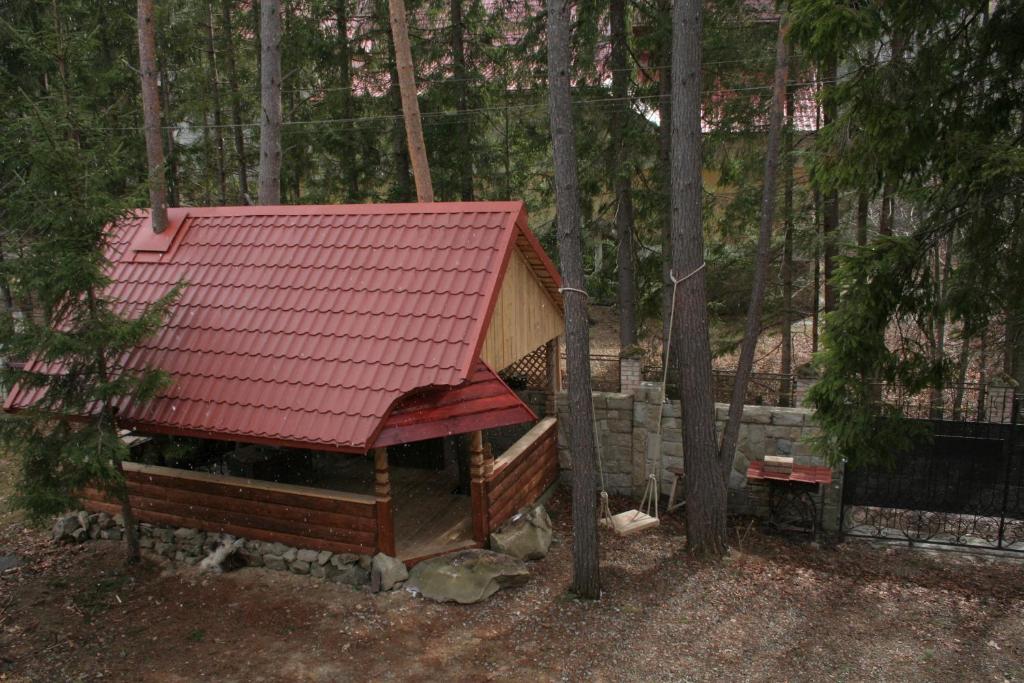 On Dovbush Path Hotel Yaremche Exterior foto